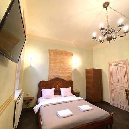 Квартира В Центрі На Вулиці Валова 21 Lviv Extérieur photo
