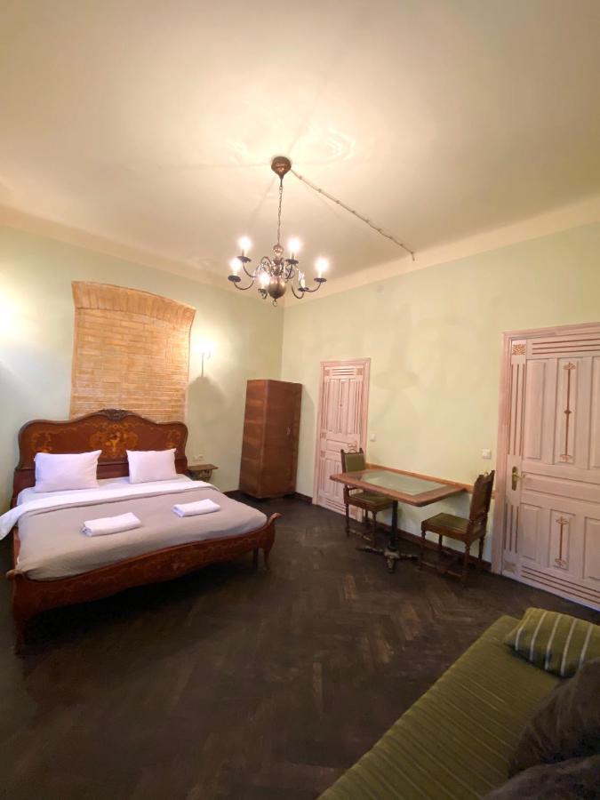 Квартира В Центрі На Вулиці Валова 21 Lviv Extérieur photo