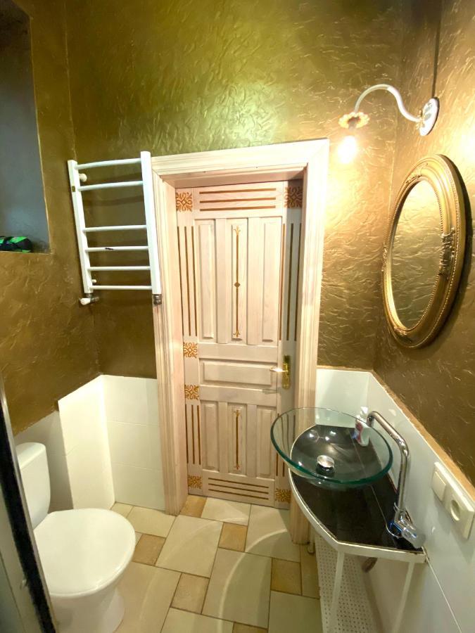 Квартира В Центрі На Вулиці Валова 21 Lviv Extérieur photo