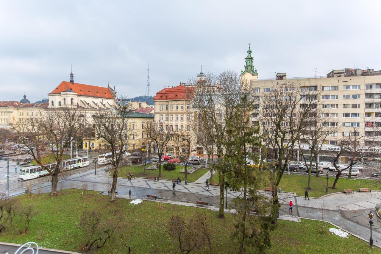 Квартира В Центрі На Вулиці Валова 21 Lviv Extérieur photo