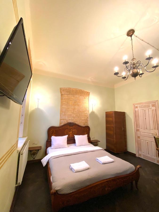 Квартира В Центрі На Вулиці Валова 21 Lviv Extérieur photo