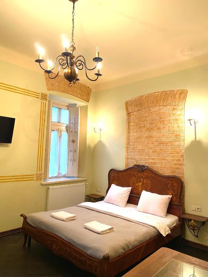 Квартира В Центрі На Вулиці Валова 21 Lviv Extérieur photo