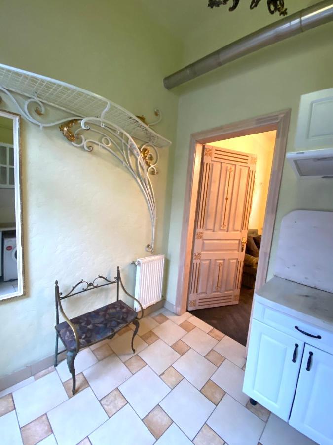 Квартира В Центрі На Вулиці Валова 21 Lviv Extérieur photo