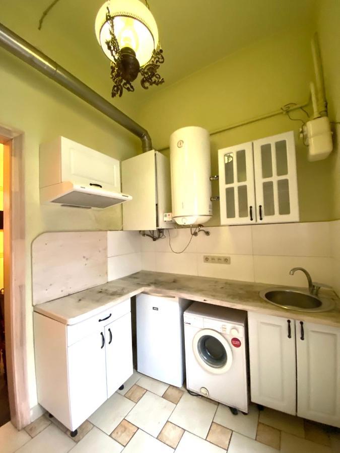 Квартира В Центрі На Вулиці Валова 21 Lviv Extérieur photo