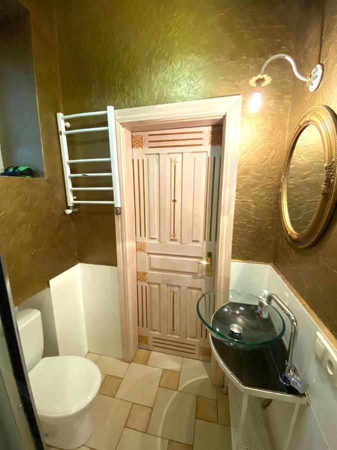 Квартира В Центрі На Вулиці Валова 21 Lviv Extérieur photo