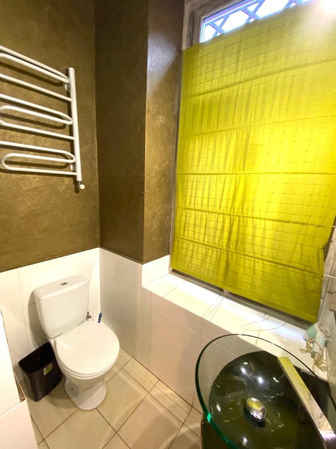 Квартира В Центрі На Вулиці Валова 21 Lviv Extérieur photo