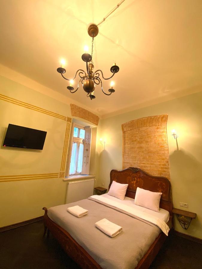 Квартира В Центрі На Вулиці Валова 21 Lviv Extérieur photo
