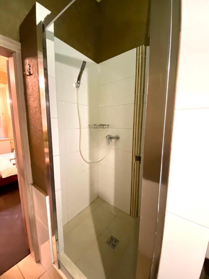 Квартира В Центрі На Вулиці Валова 21 Lviv Extérieur photo