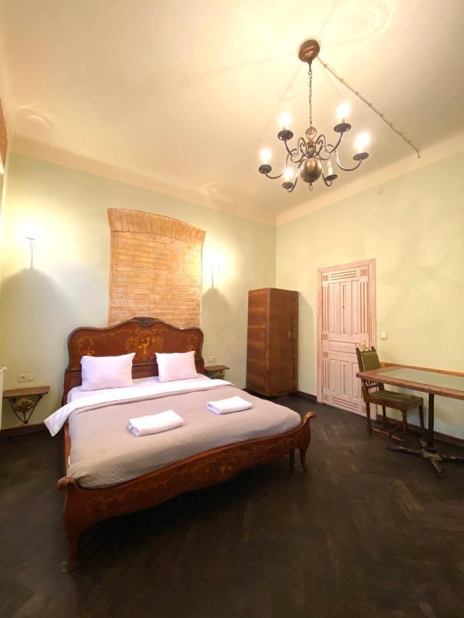 Квартира В Центрі На Вулиці Валова 21 Lviv Extérieur photo