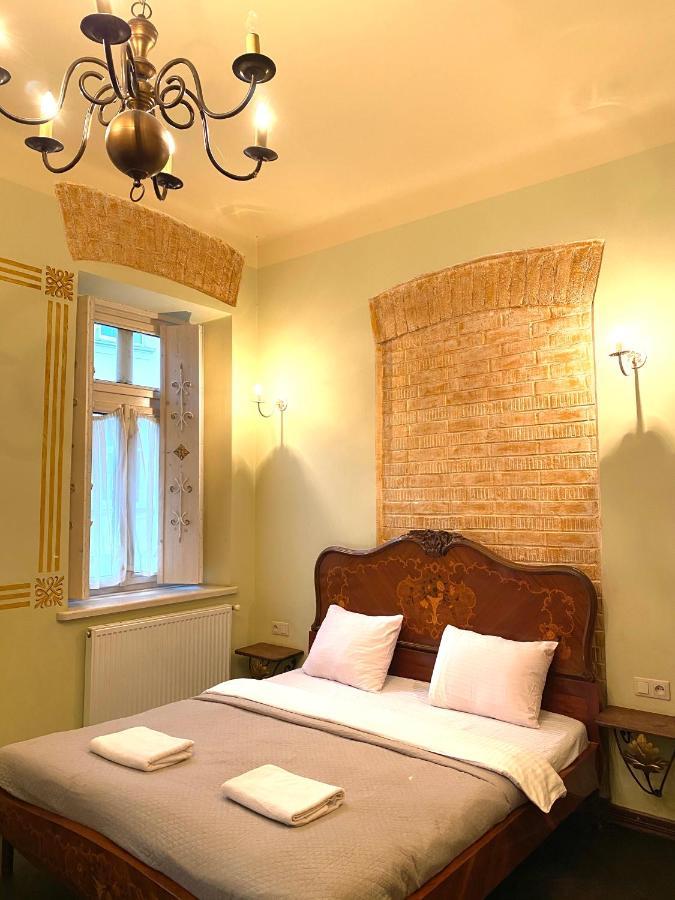 Квартира В Центрі На Вулиці Валова 21 Lviv Extérieur photo