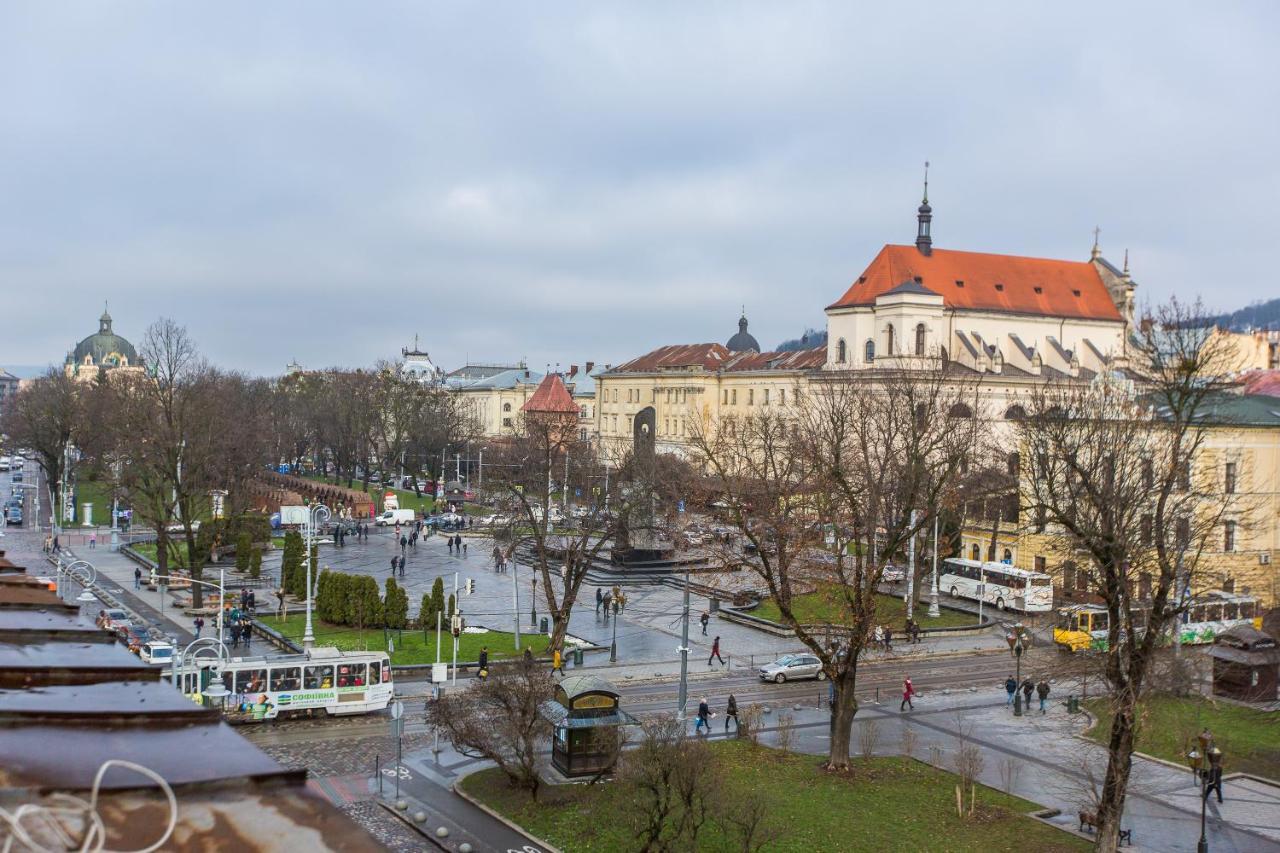 Квартира В Центрі На Вулиці Валова 21 Lviv Extérieur photo