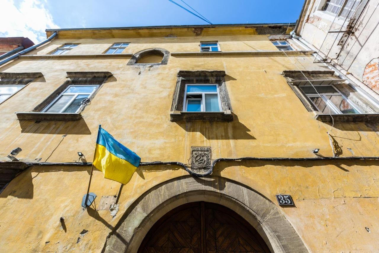 Квартира В Центрі На Вулиці Валова 21 Lviv Extérieur photo